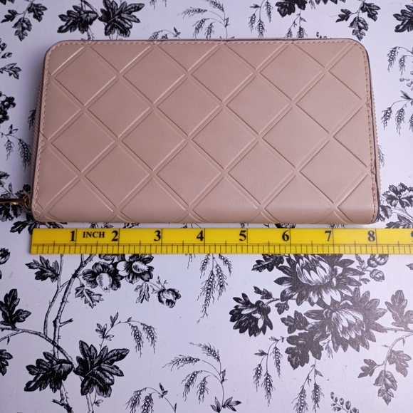 Aldo Blush Quilted Women's Wallet - Picture 6 of 7